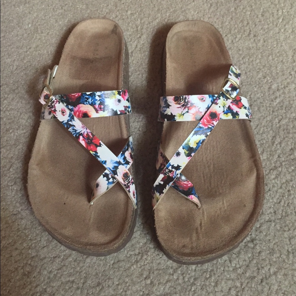 Madden girl sandals size 8.5